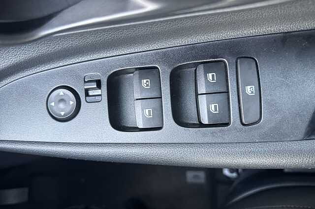 Hyundai i20 1.0T GDi 48V MHD SE Connect 5dr