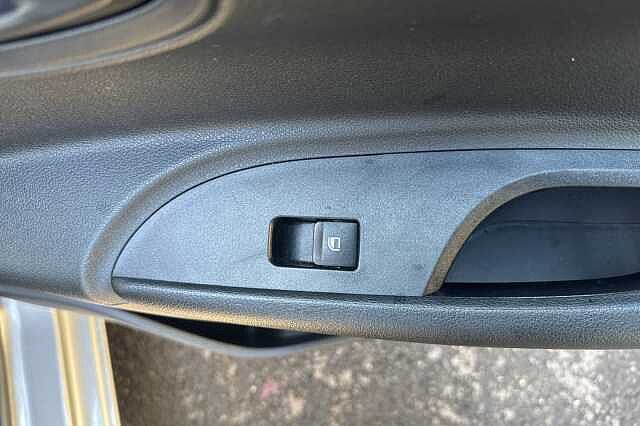 Hyundai i20 1.0T GDi 48V MHD SE Connect 5dr