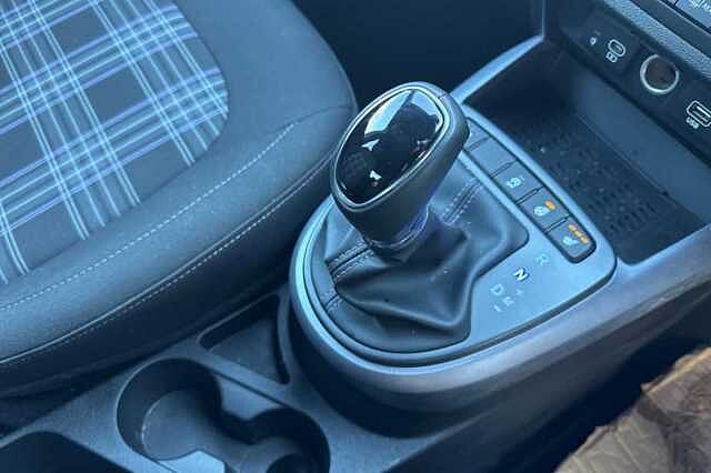 Hyundai i10 1.0 [63] Premium 5dr Auto [Nav]