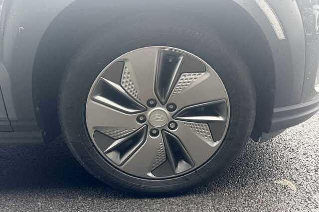 Hyundai KONA 150kW Premium 64kWh 5dr Auto