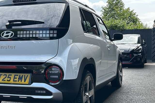 Hyundai Inster 02 Long Range Auto (115ps)