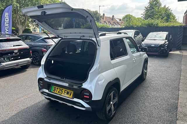 Hyundai Inster 02 Long Range Auto (115ps)