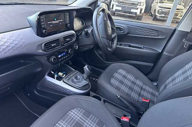 Hyundai i10 1.2 [79] Premium 5dr Auto [Nav]
