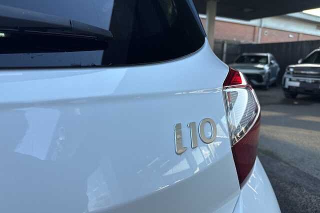 Hyundai i10 1.0 [63] Premium 5dr Auto [Nav]