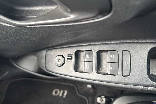 Hyundai i10 1.0 MPi SE Connect 5dr