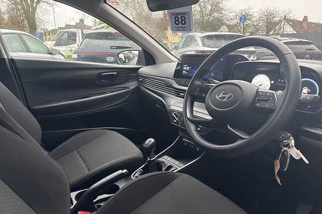 Hyundai i20 1.0T GDi Advance 5dr