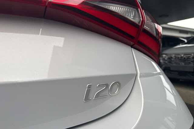Hyundai i20 1.0T GDi Advance 5dr