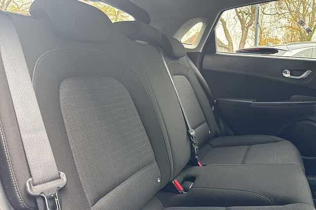Hyundai KONA 1.6 GDi Hybrid Premium 5dr DCT