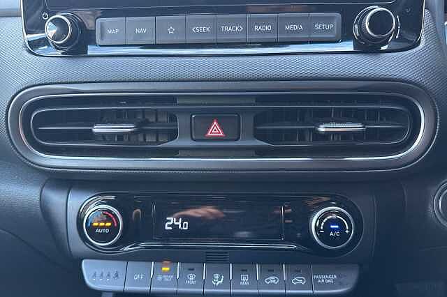 Hyundai KONA 1.6 GDi Hybrid Premium 5dr DCT