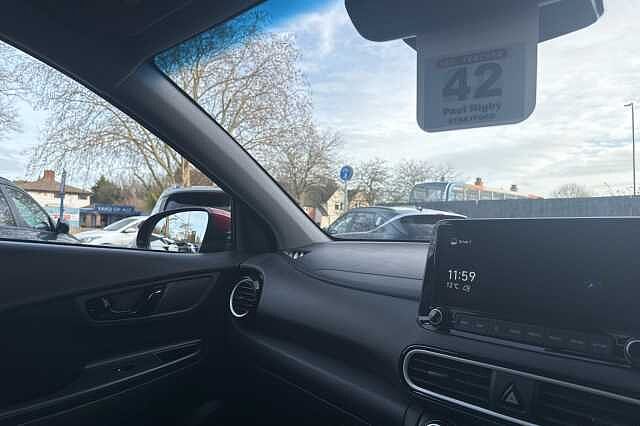 Hyundai KONA 1.6 GDi Hybrid Premium 5dr DCT