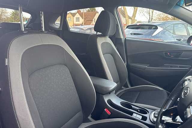 Hyundai KONA 1.6 GDi Hybrid Premium 5dr DCT