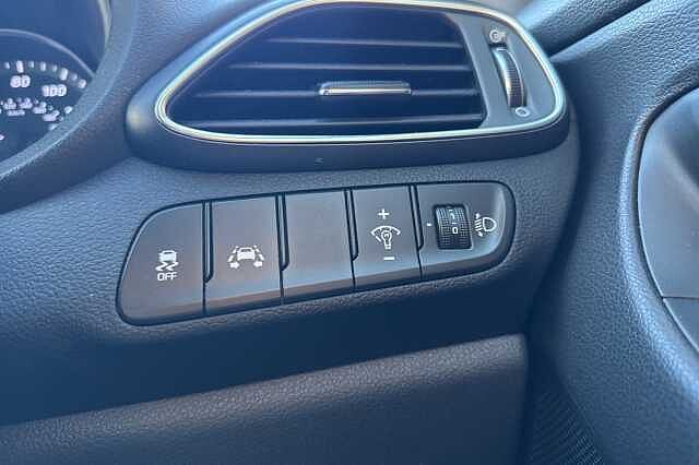 Hyundai i30 1.0T GDI SE Nav 5dr