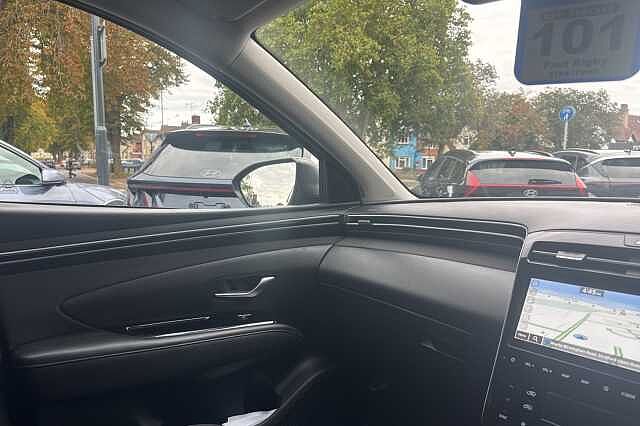 Hyundai TUCSON 1.6 TGDi 48V MHD SE Connect 5dr 2WD DCT Brown